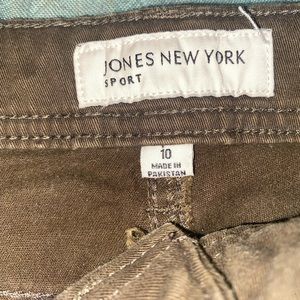 Brown Jones New York slacks